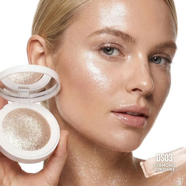 DS03 DIAMOND SUNSHINE сияющий хайлайтер для лица и тела  dgsrd фото